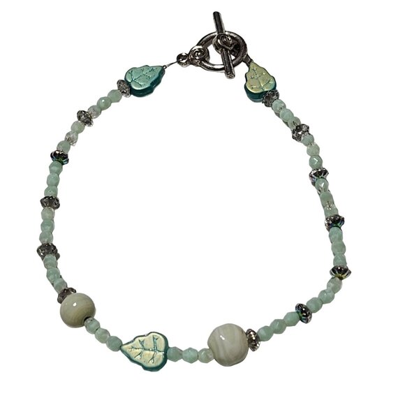 Handcrafted Boho Beaded Leaf Charm Bracelet Toggle Clasp Nature Fashion Jewelry - Picture 1 of 6